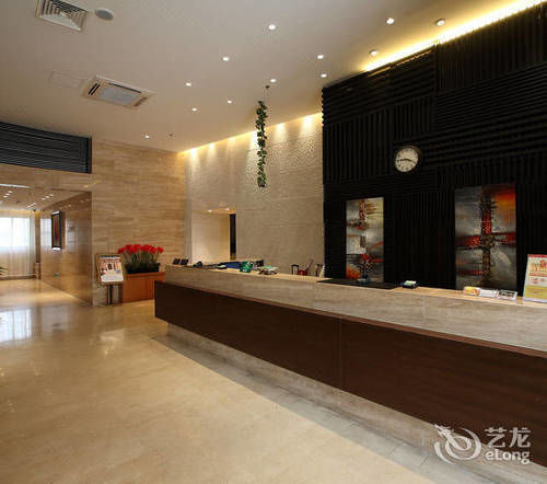 Ji Hotel Shanghai Jingan Temple Kangding Road Exterior photo